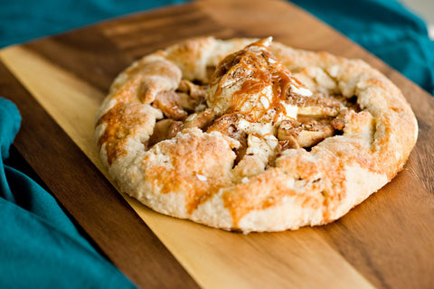 Apple Galette with Pecan Spice Utoffeea
